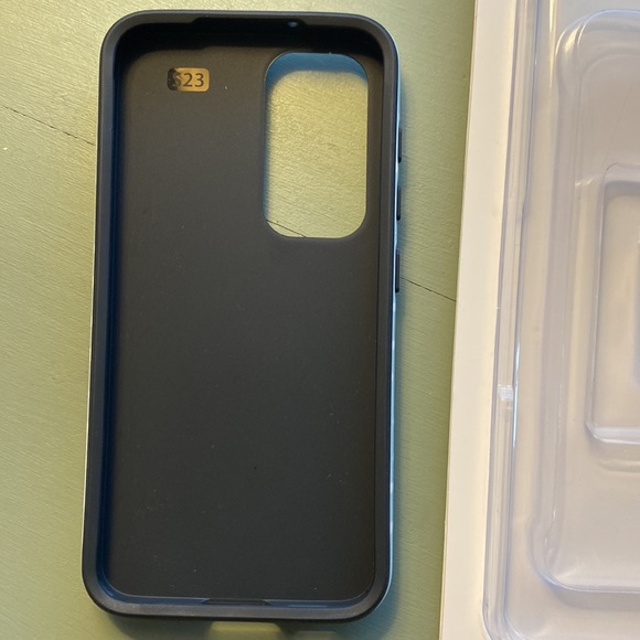 S23 phone case - Picture 3 of 7